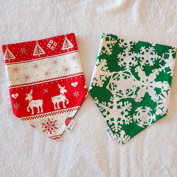 Christmas Reversible Snap-On Bandana﻿ - Green/Red Christmas Snowflakes