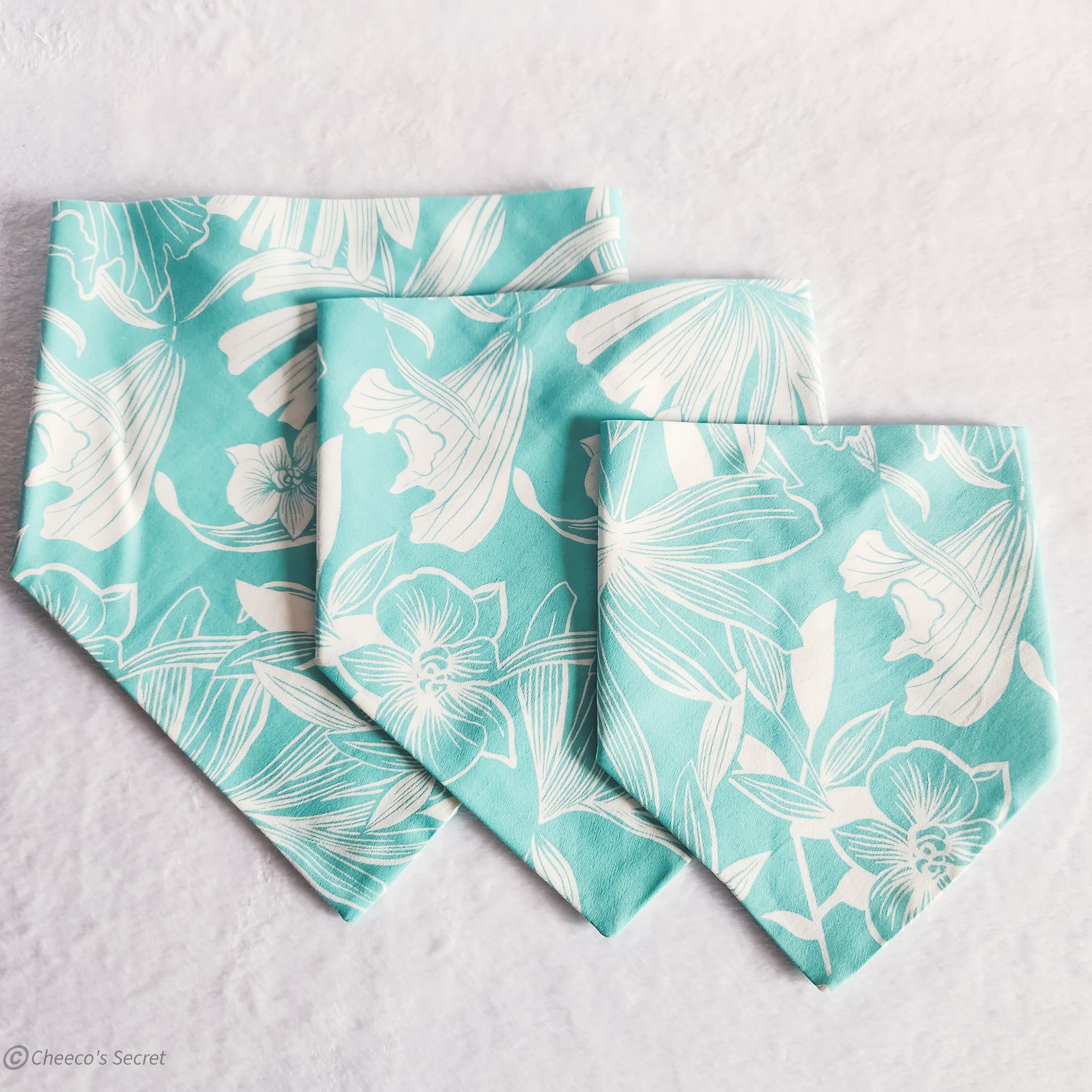 Hawaiian Turquoise Snap-On Bandana